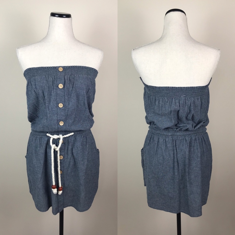 Derek Hearts Button detail tie waist dress